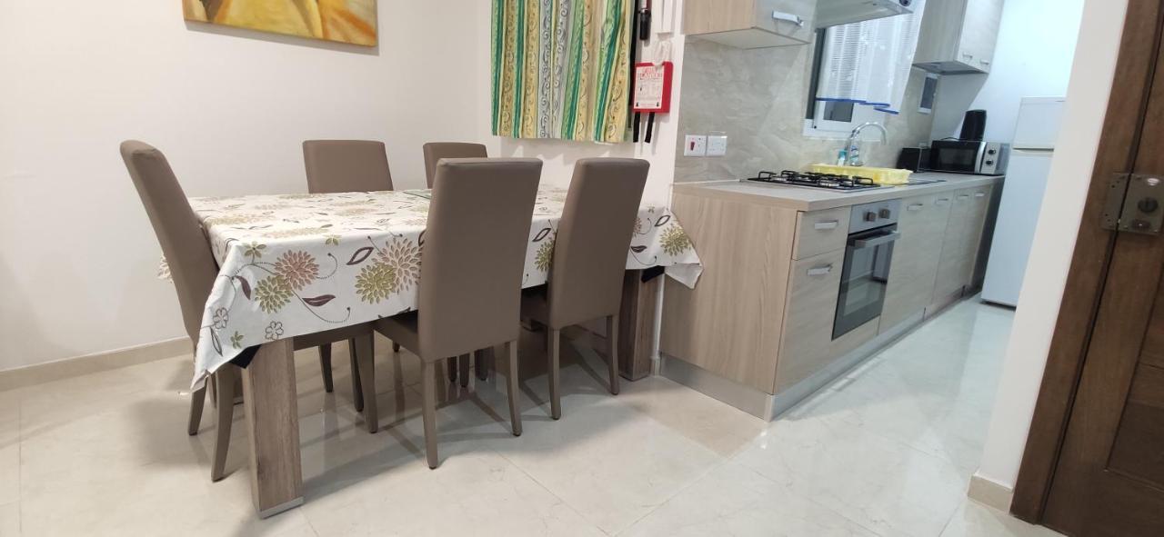 One Bed Room Apartment With Terrace Marsaskala Luaran gambar