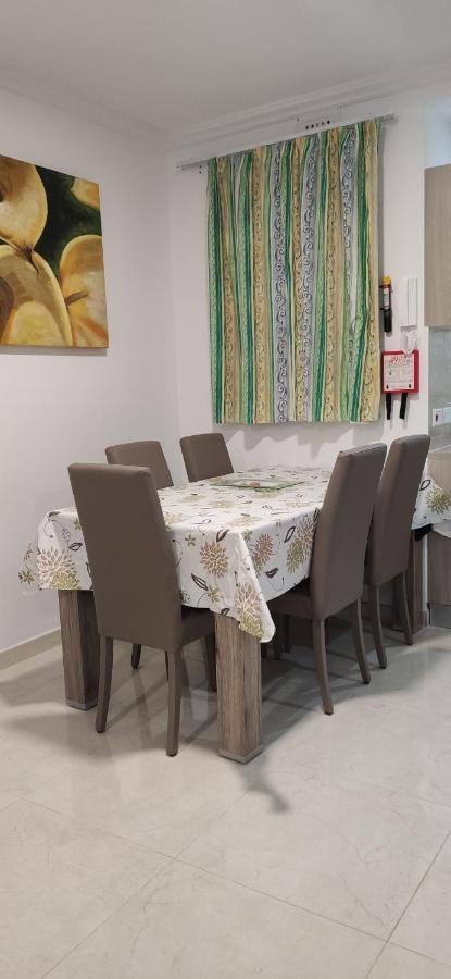 One Bed Room Apartment With Terrace Marsaskala Luaran gambar