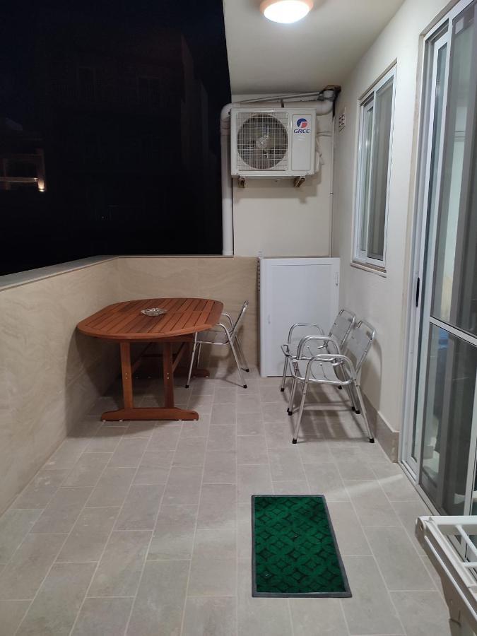 One Bed Room Apartment With Terrace Marsaskala Luaran gambar